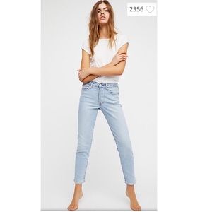Levi’s Wedgie Icon High Rise Jeans